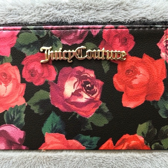 🍀Juicy Couture Nwt Floral Rose Printed Wristlet - Picture 4 of 5